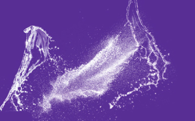 Meglumine White splash on purple background with powder and liquid areas representing the solubility-enhancement effect of meglumine.