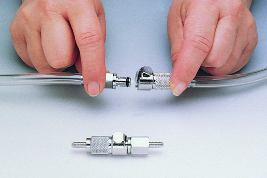 STAT-O-LOK&#8482; quick-disconnect for tubing i.d., 0.25, male