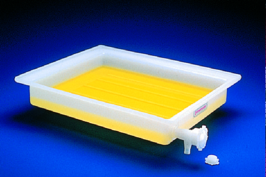 Scienceware&#174; gel fixing tray L × W × H 21.5&#160;in. (55&#160;cm) × 25.5&#160;in. (65&#160;cm) × 4&#160;in. (10&#160;cm)