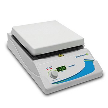 Benchmark Digital 7 x 7 inch Hotplate AC/DC input 230 V, UK plug