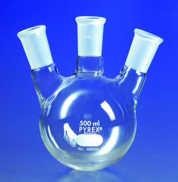 Pyrex&#174; three-neck round-bottom flask capacity 500&#160;mL, center joint: ST/NS 19/22, side joint: ST/NS 19/22