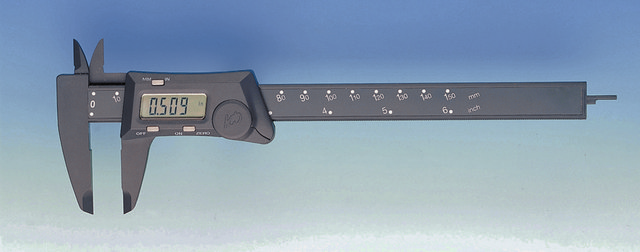 Scienceware&#174; Digi-Max&#8482; slide caliper accuracy: ± 0.1 mm