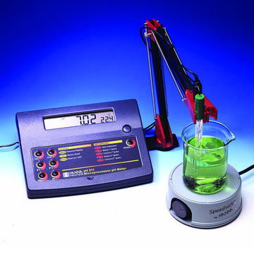 Hanna precision pH meter Model pH 211