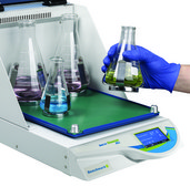 Incu-Shaker™ Mini with non-slip rubber mat AC/DC input 115 V AC