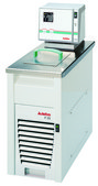 Julabo® HighTech series refrigerated/heating circulator FP35-HL, AC/DC input 115 V AC, US 3-pin plug (5-15P), volume 2.5 L