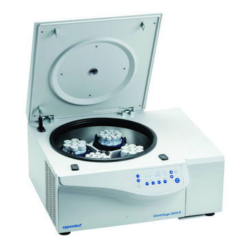 Eppendorf&#174; Centrifuge 5810/5810R 5810R, refrigerated, with rotor S-4-104 with adapters for 15/50&nbsp;mL conical tubes, keypad, AC/DC input 120 V, 60 Hz, US 3-pin plug (US)