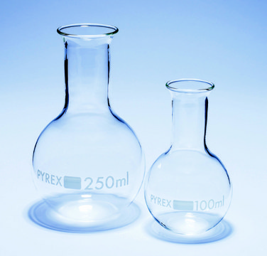 Pyrex&#174; Boiling flask, flat bottom, narrow neck 6000&#160;mL