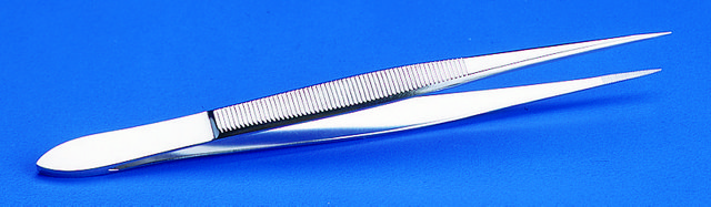 Micro-dissecting forceps very fine point