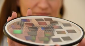 MakroPor, silicon membrane thickness 50 μm, pore diameter 1 μm, pore size 1.5 μm (interpore distance), size 20 mm × 20 mm, pkg of 1 pieces