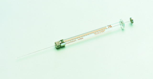 Hamilton&#174; GASTIGHT&#174; 1700 series syringe Model 1750N with cemented needle, capacity 500&#160;&#956;L, needle size 22&#160;gauge