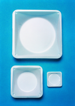 Disposable polystyrene weighing dishes white, L × W × H 40&#160;mm × 40&#160;mm × 8&#160;mm