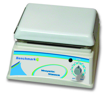 Benchmark Magnetic Stirrer platform W × L 7.1&#160;in. (180&#160;mm) × 7.1&#160;in. (180&#160;mm), AC/DC input 115 V AC, US 3-pin plug