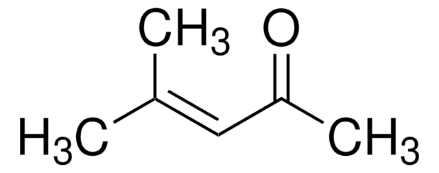 4-Methyl-3-penten-2-one 90%